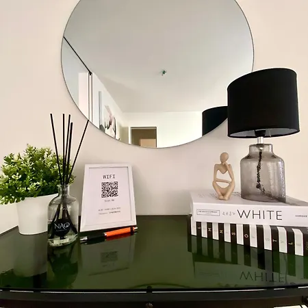 Views Am Schaffhauserplatz