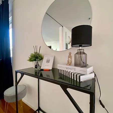 Views Am Schaffhauserplatz Daire Zürih