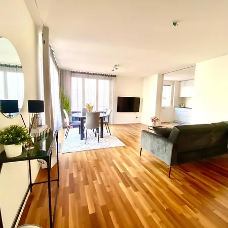 Views Am Schaffhauserplatz Daire