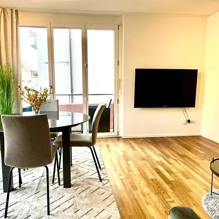 Lägenhet Views Am Schaffhauserplatz *